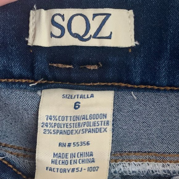 SQZ Girls Jeans with Sequined Detail on Top - NWT - Picture 7 of 7